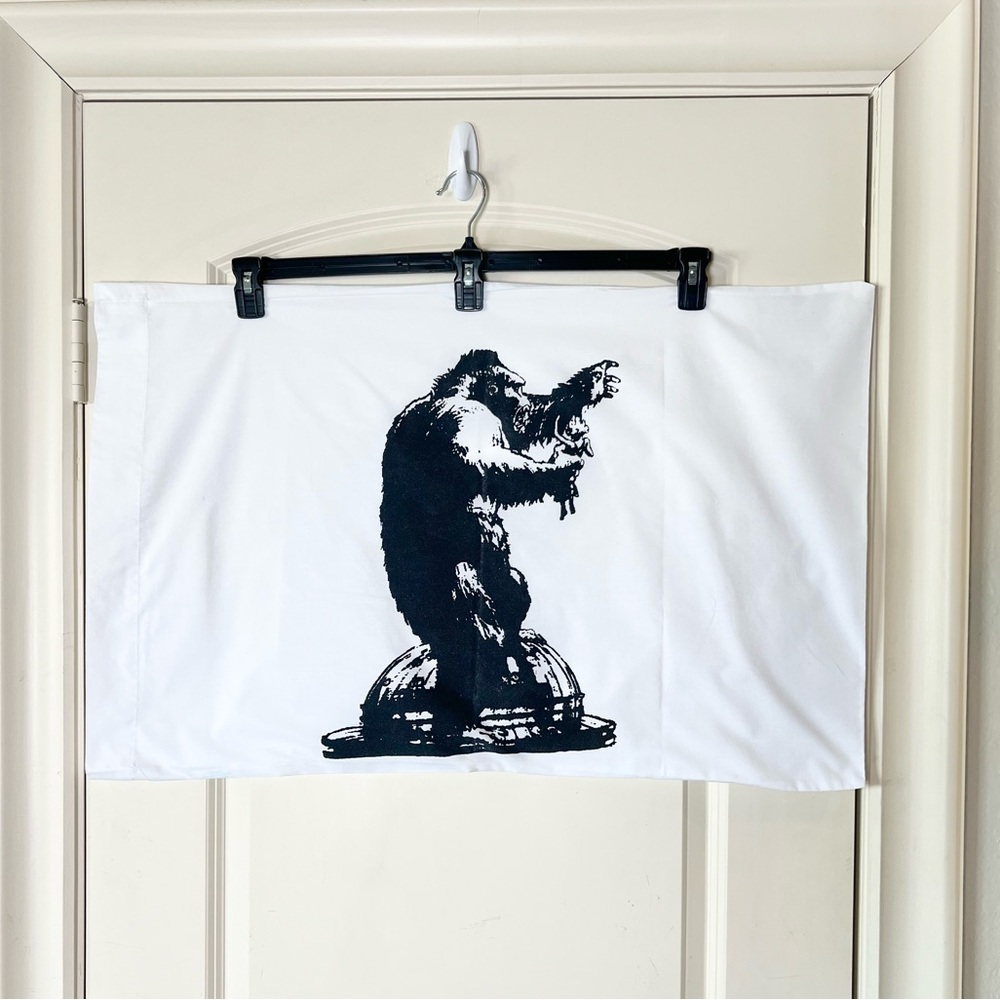 Godzilla Vs King Kong Cotton Pillow Case Set - Picture 3 of 8